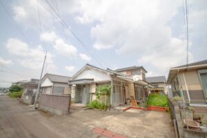 【個性的な空き家好きは必見！】魔改造が過ぎません！？水回りは完璧！問題はその位置。